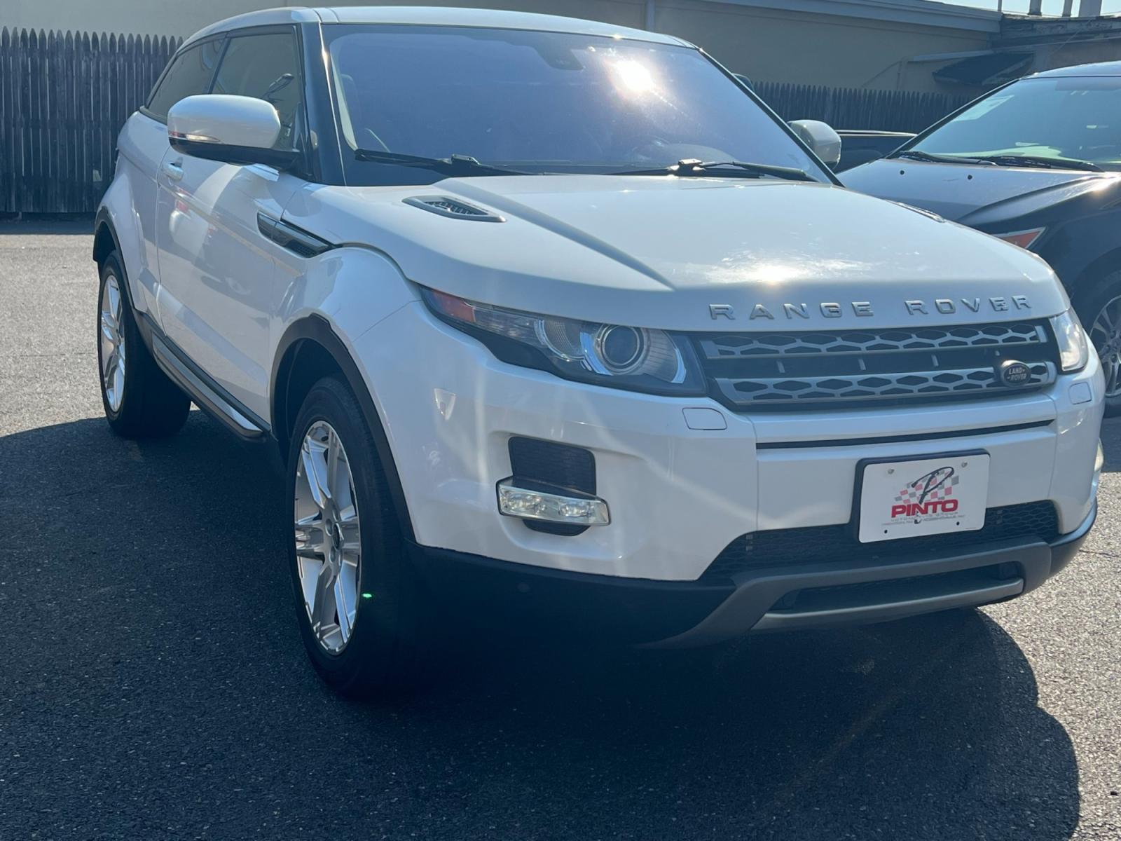 2013 /Beige Land Rover Range Rover Evoque Pure Plus 3-Door (SALVP1BG3DH) with an 2.0L L4 DOHC 24V TURBO engine, 6-Speed Automatic transmission, located at 1018 Brunswick Ave, Trenton, NJ, 08638, (609) 989-0900, 40.240086, -74.748085 - This Range Rover Evoque is beautiful in every way and has been very well maintained and ready for the next owner! Amazing color combo and super clean SUV! Call Anthony to set up an appointment ASAP, 609-273-5100 - Photo #2
